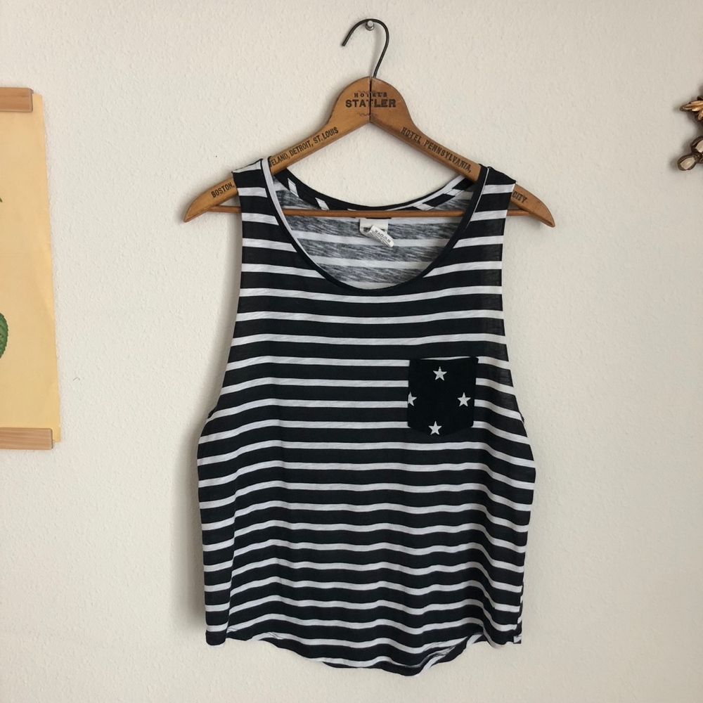 VS PINK Striped Star Pocket Tank - Picture 3 of 8